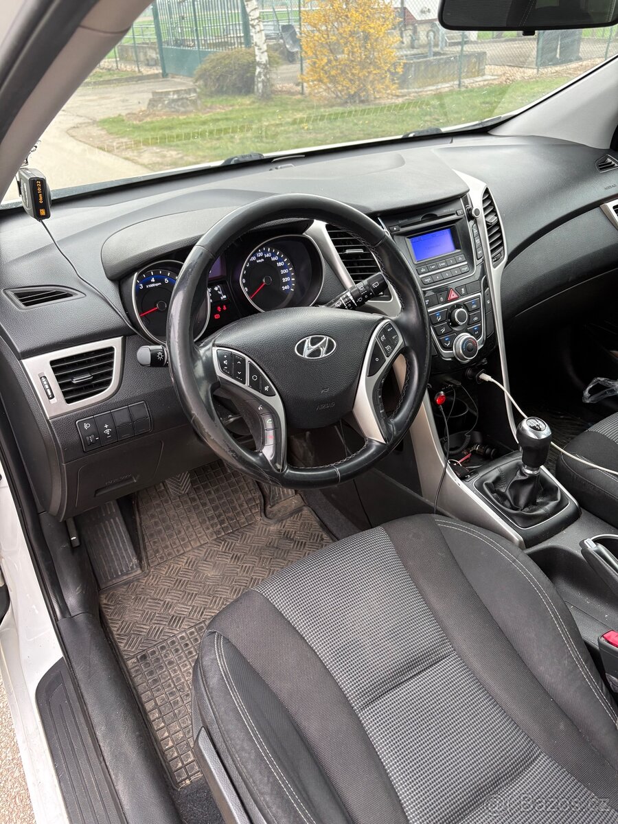 hyundai i30 2017 - 5