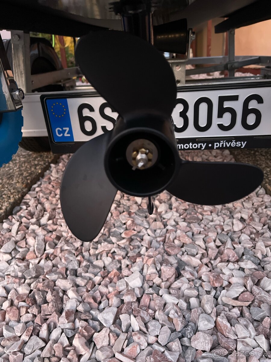 Motorový nafukovací člun - 5