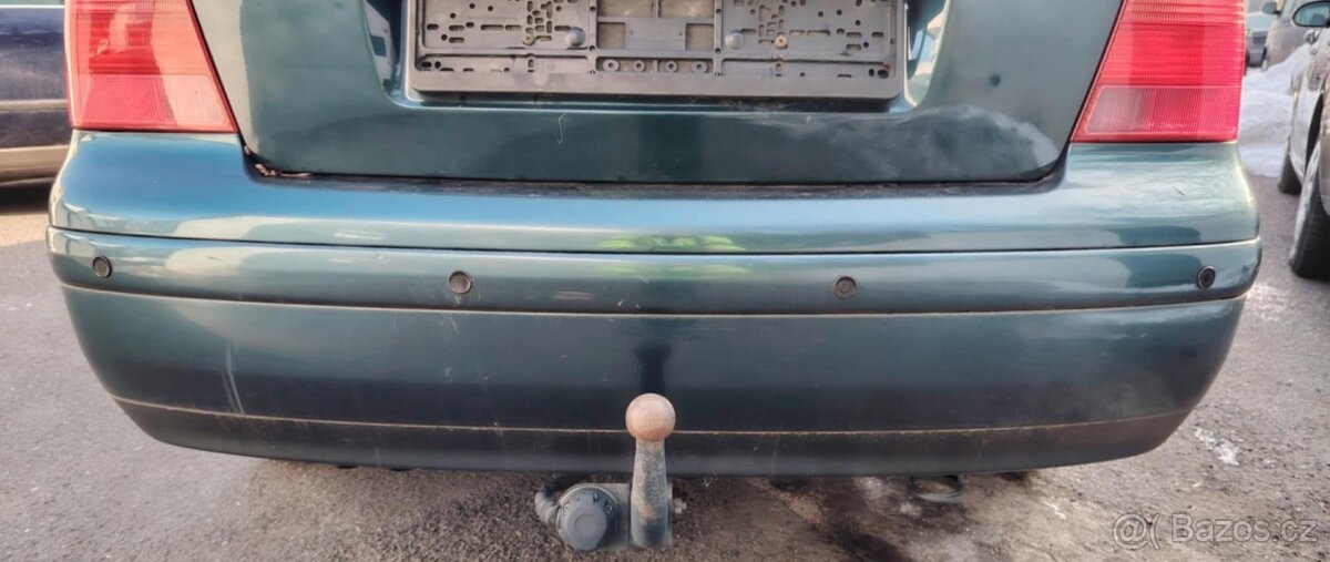 prodám nárazníky a masku na VW Boru - 5