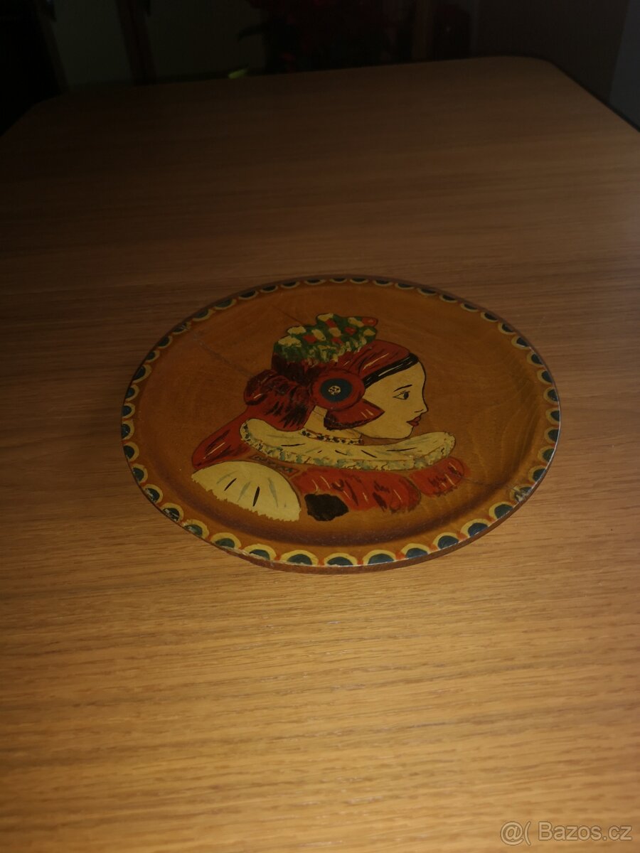 Dřevěné malované talíře - 5