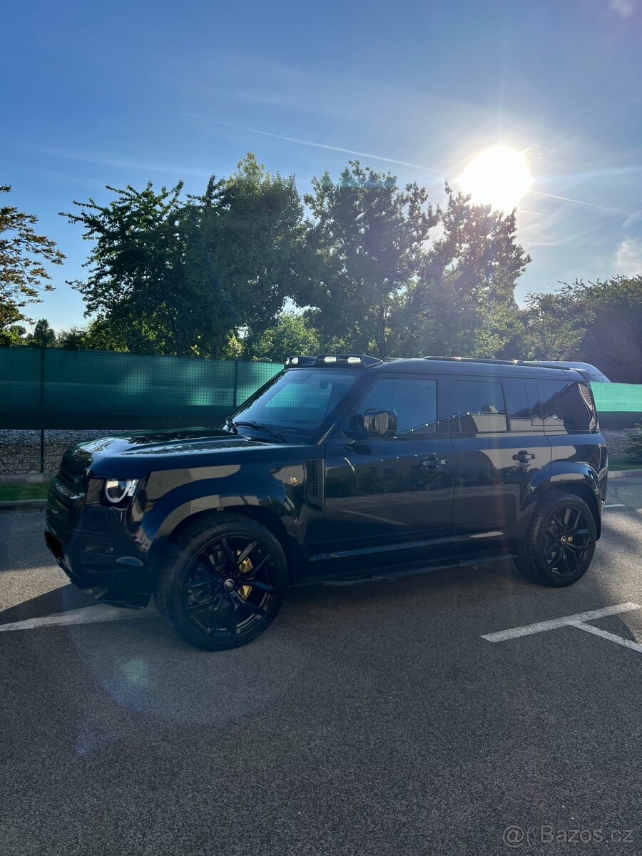 Land Rover Defender Limited