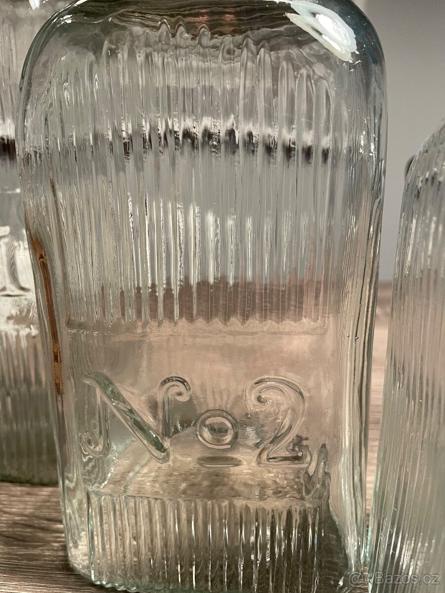 3 zajímavé skleněné dóza - 5