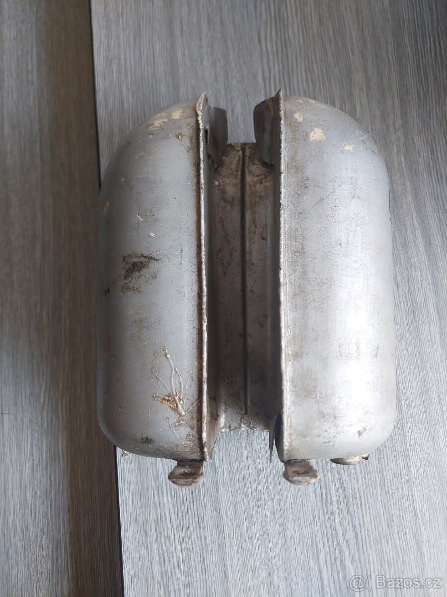 Nádrž Jawa 550 555 pařez pionýr - 5