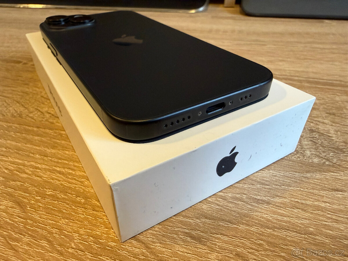 iPhone 15 Black 256GB záruka - 5