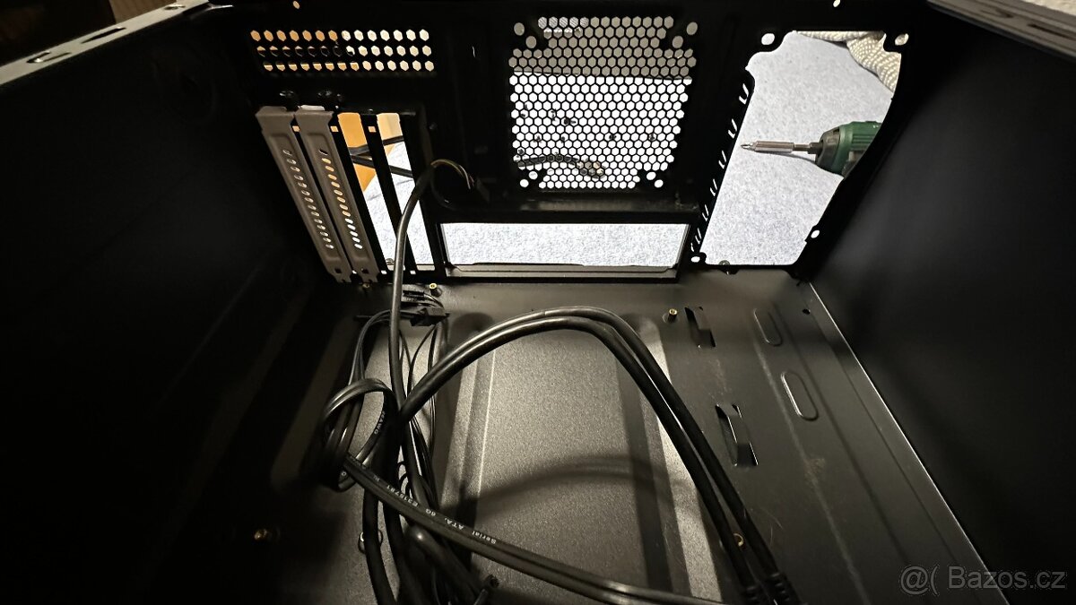 PC Bedna/case Fractal Design Core 1100 - 5