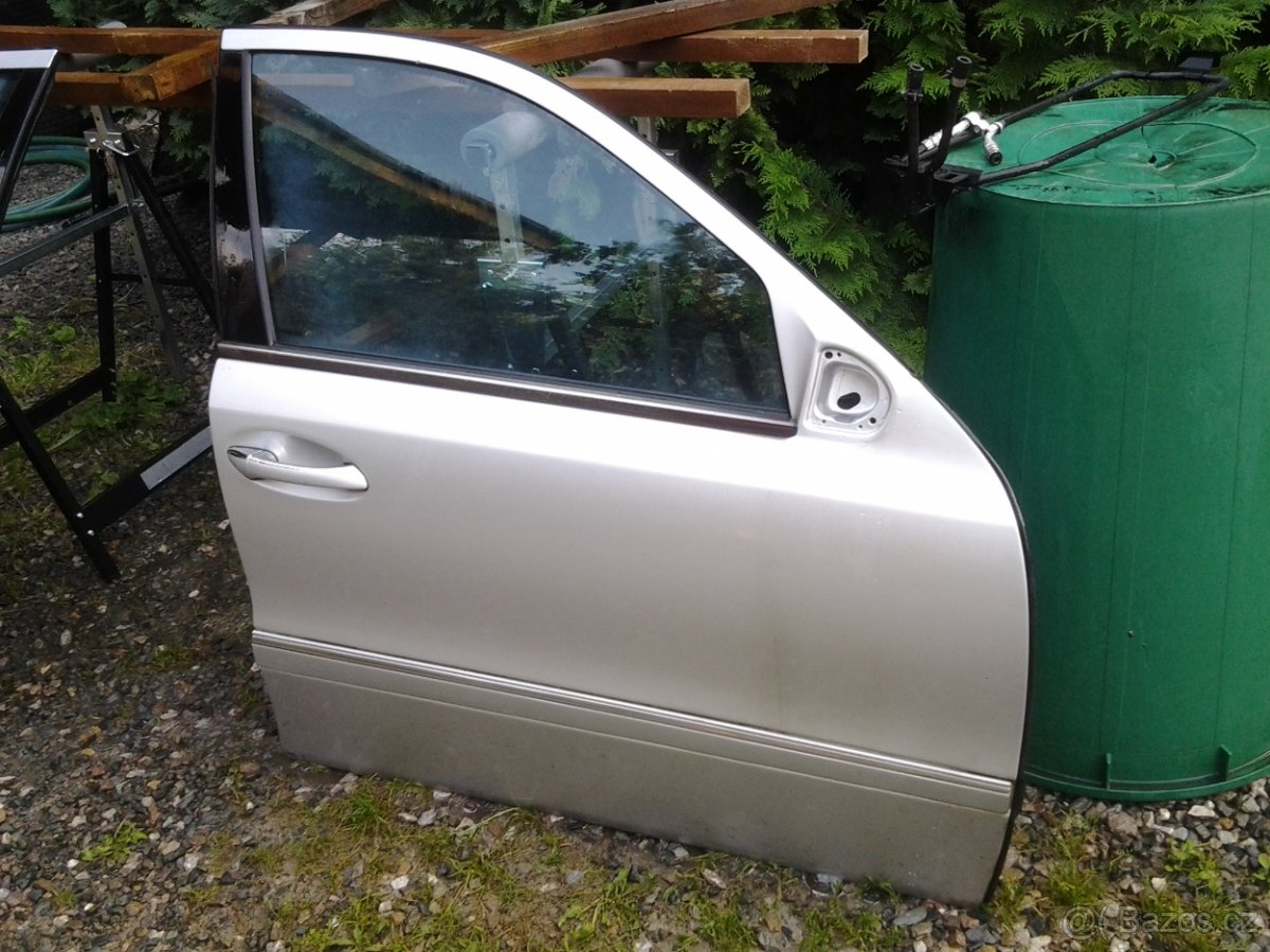 Mercedes w211 E270/320cdi rok 03 - 06 předfacelift - 5