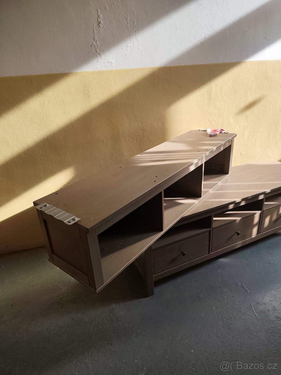 Obývací stěna Hemnes IKEA - 5