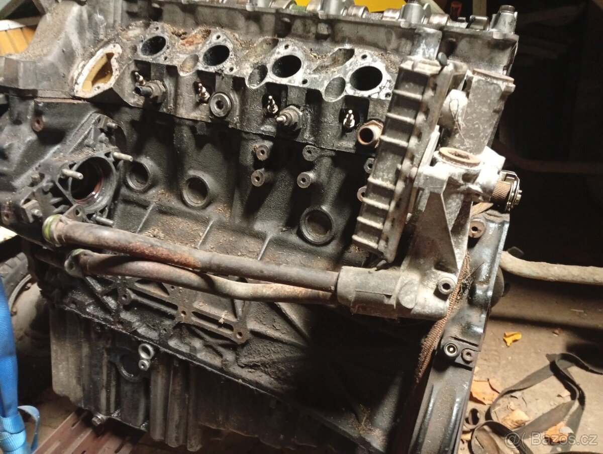 Části z motoru Sprinter 2.9l (602.980) - 5