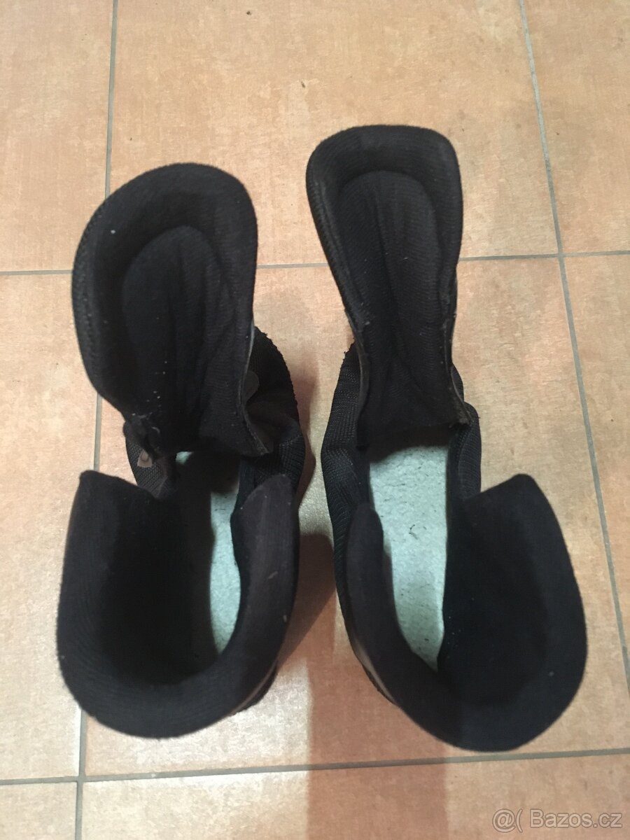 Kolečkové brusle - 5