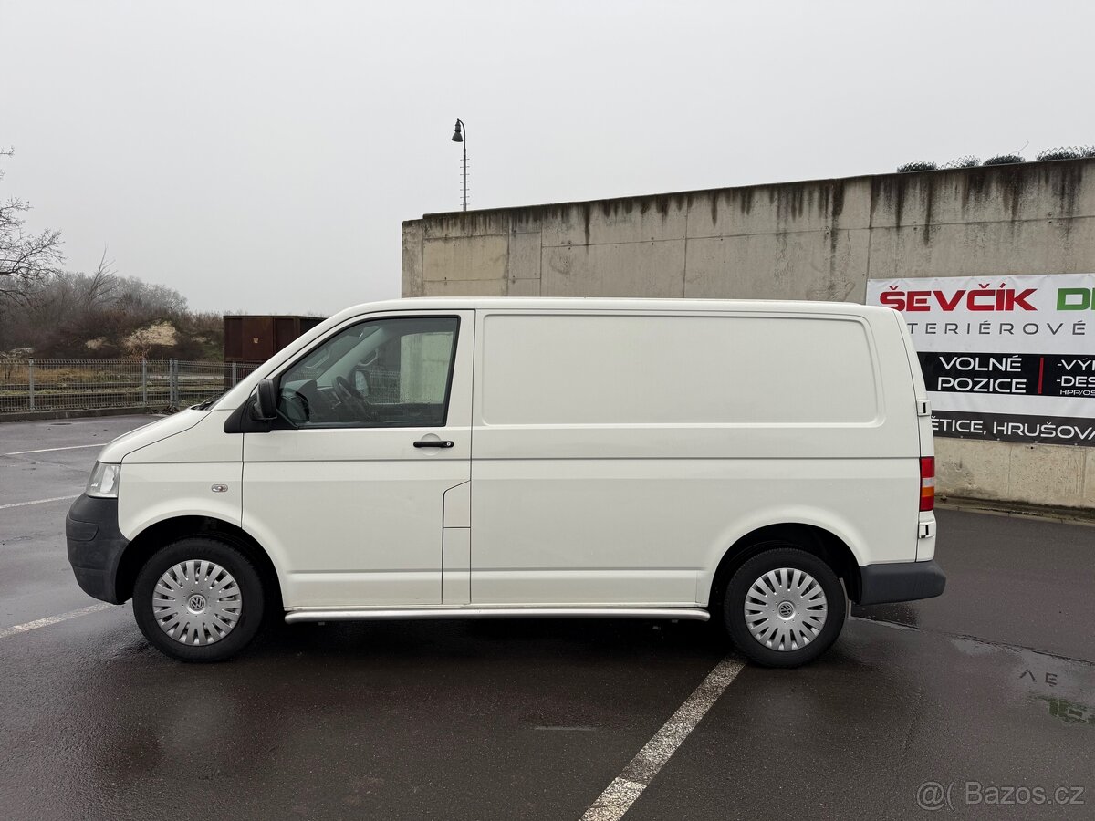 VW Transporter T5 1.9 TDI - 5