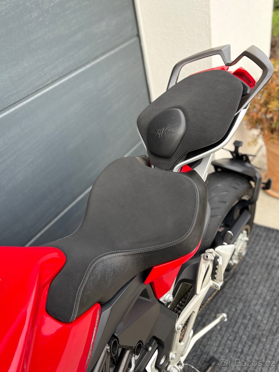 MV Agusta Turismo Veloce 800 - 5