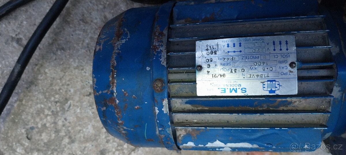 Prodám motor, převodovkou, na vrátek - 5