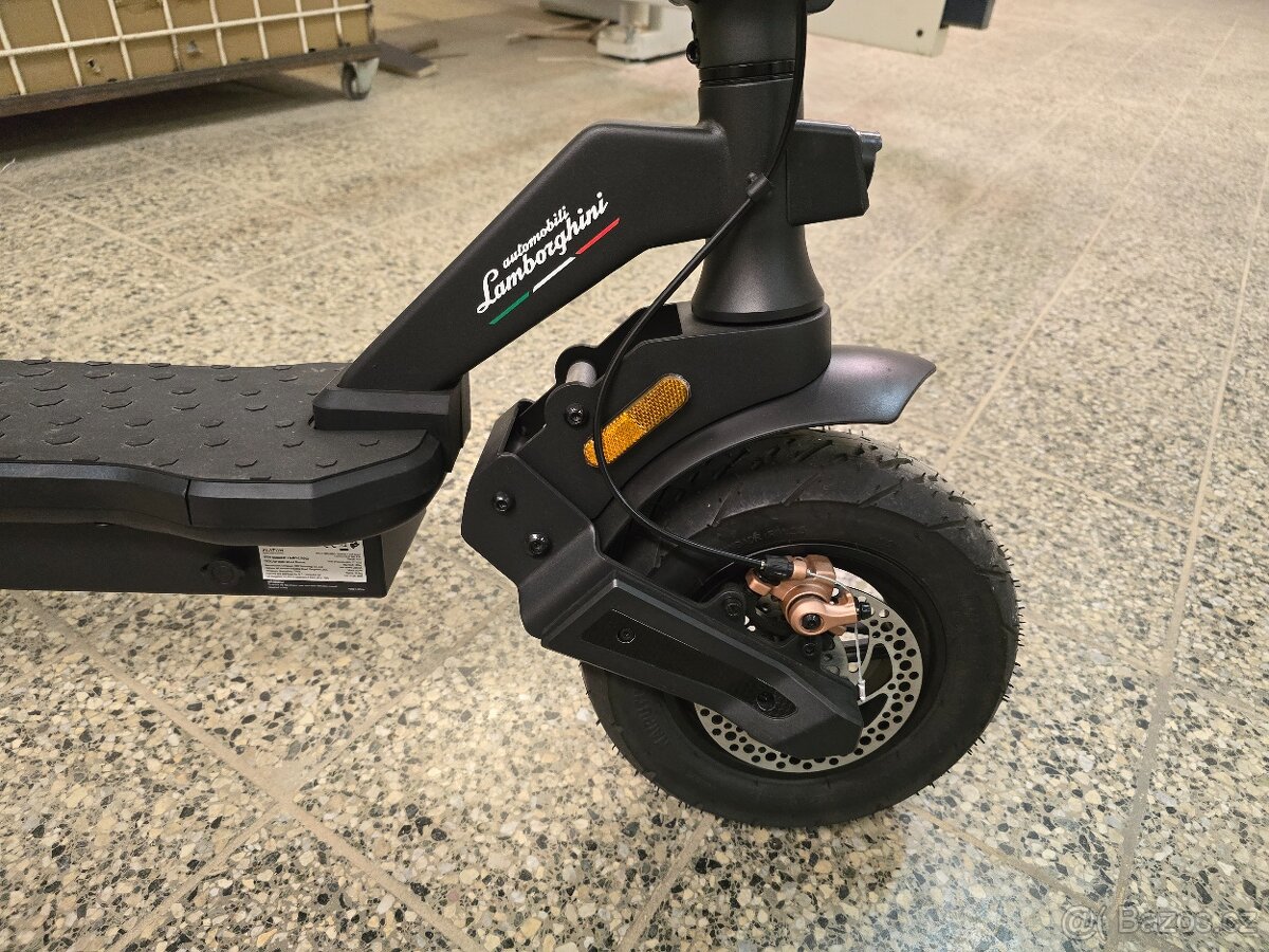 Elektrická koloběžka LAMBORGHINI nová - 5