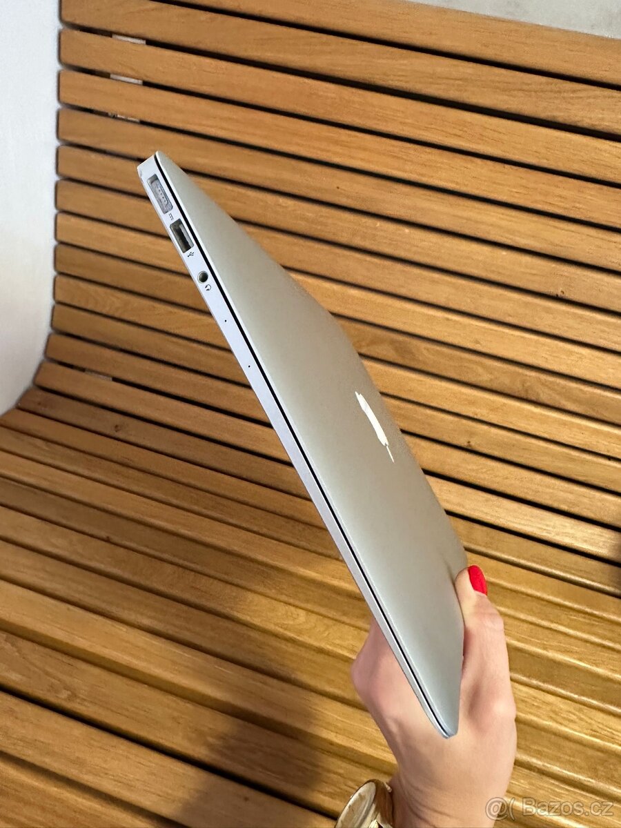 Apple Macbook Air 13,3”, 2015 - 5