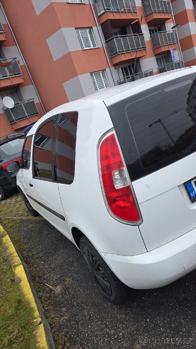 Skoda Roomster 1.6 tdi - 5