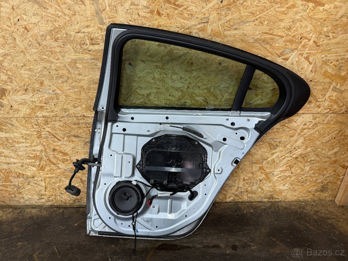 KOMPLETNÍ PRAVÉ ZADNÍ DVEŘE JAGUAR XF STŘÍBRNÉ MEE - 5