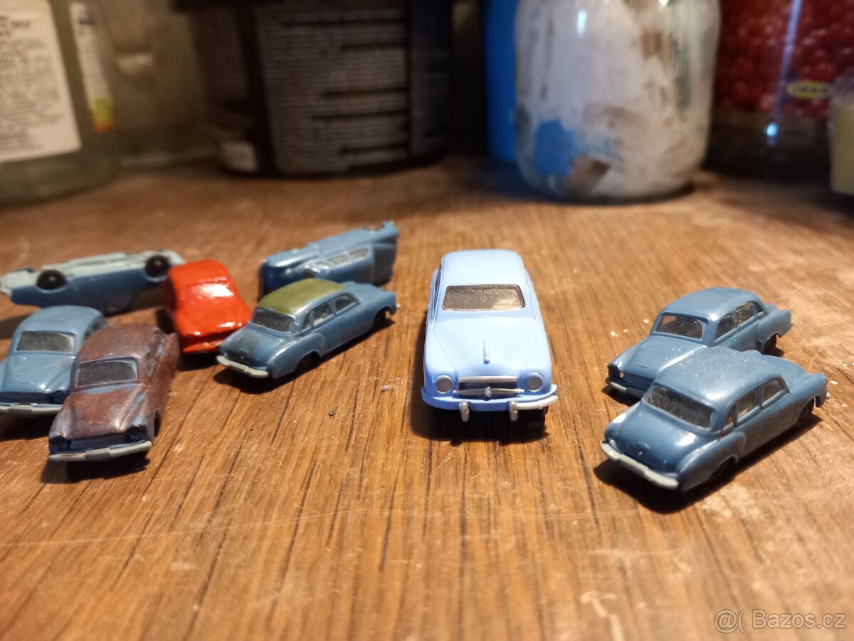 Modely: ŠKODA 1200, WARTBURG - 5