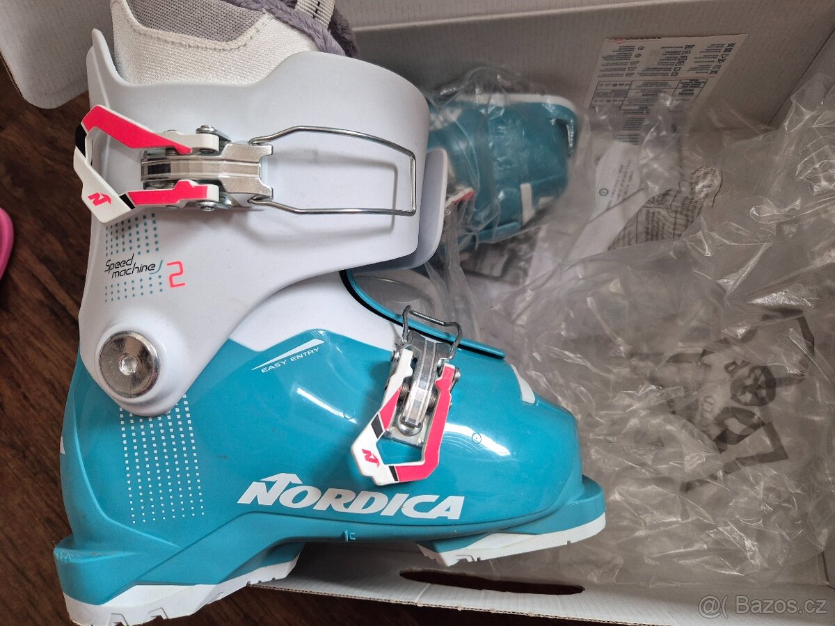 Prodam divci lyzarsky set a lyzaky - 5