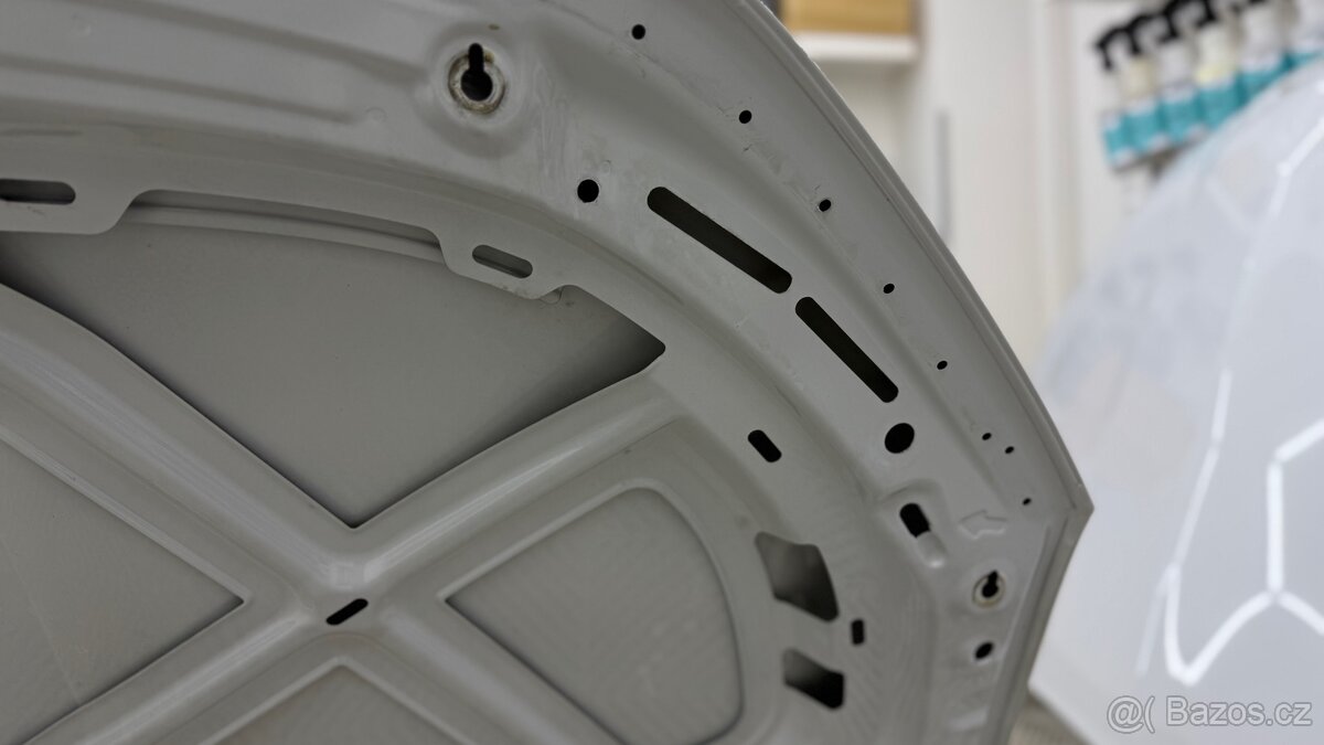 Kapota Octavia 3 facelift - 5