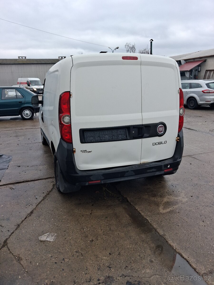 Fiat Doblo 1.6 Jtd 77kw rok 2012 dily - 5