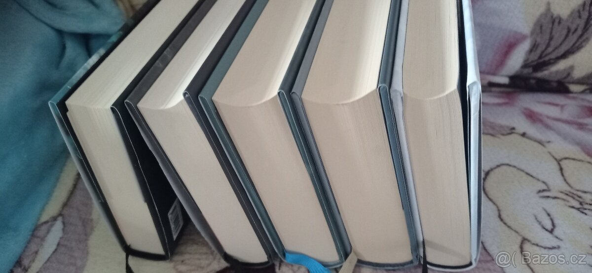 Prodám sérii knížek Černá zima - 5