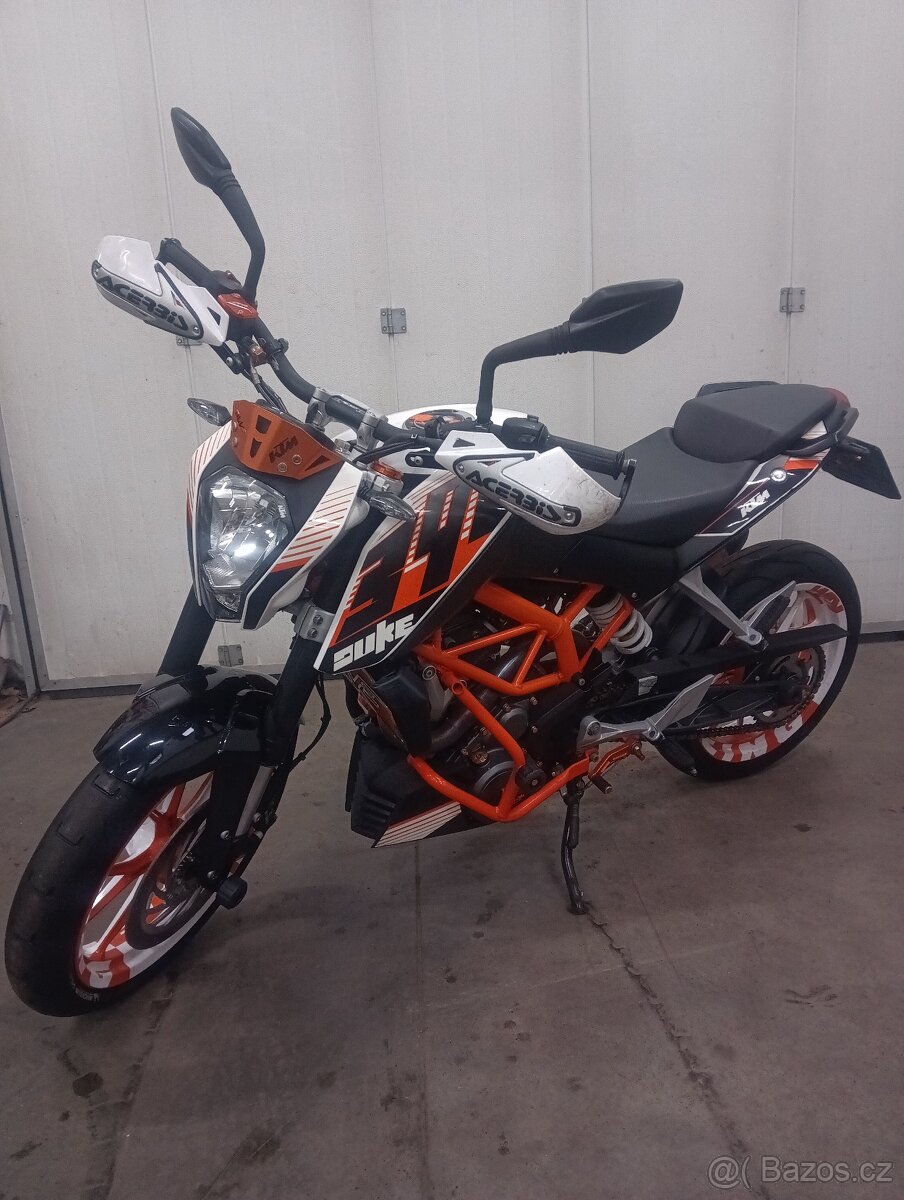KTM Duke 390 White ABS - 5