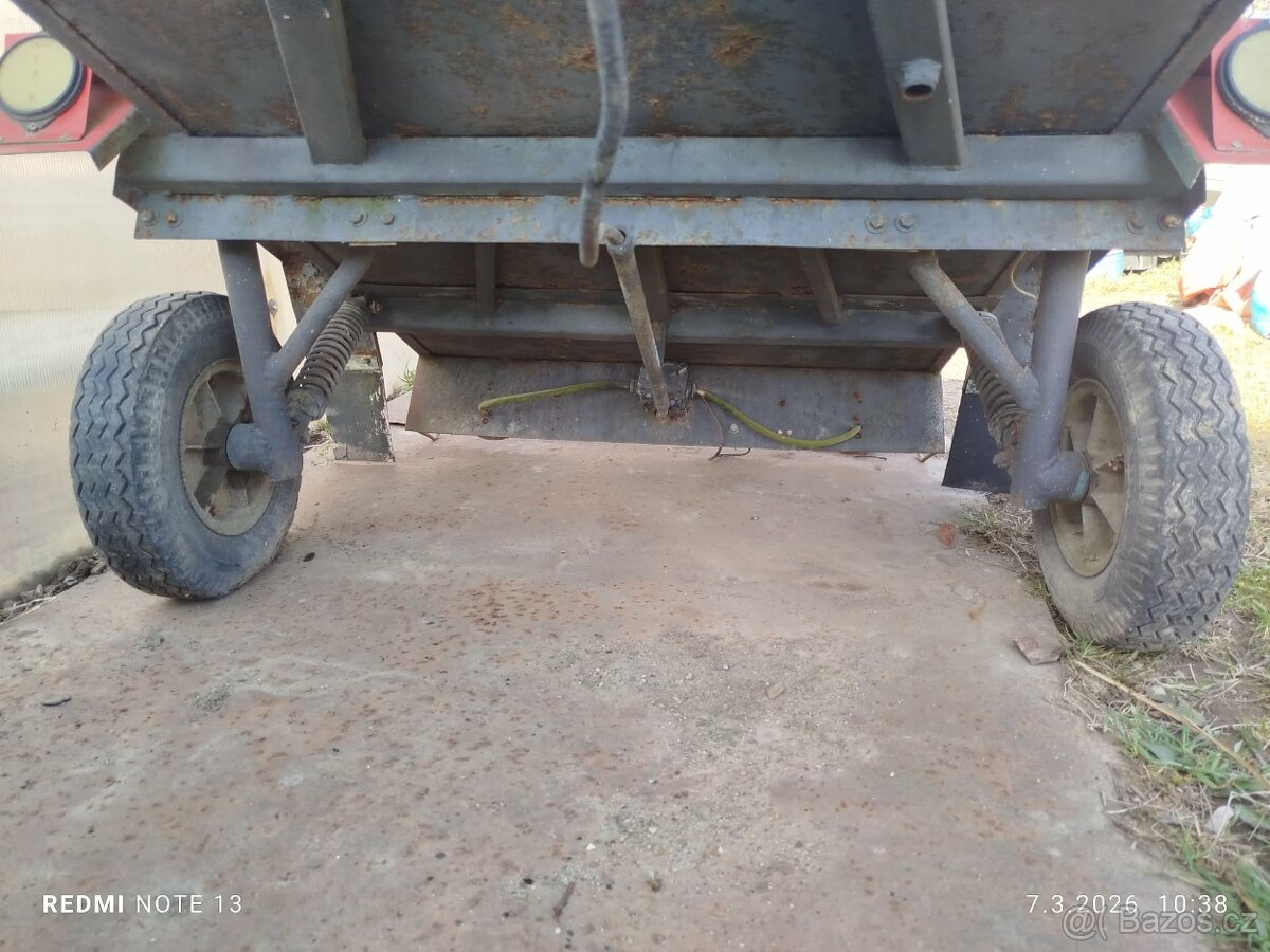 Prodám přívěsný vozík - 5