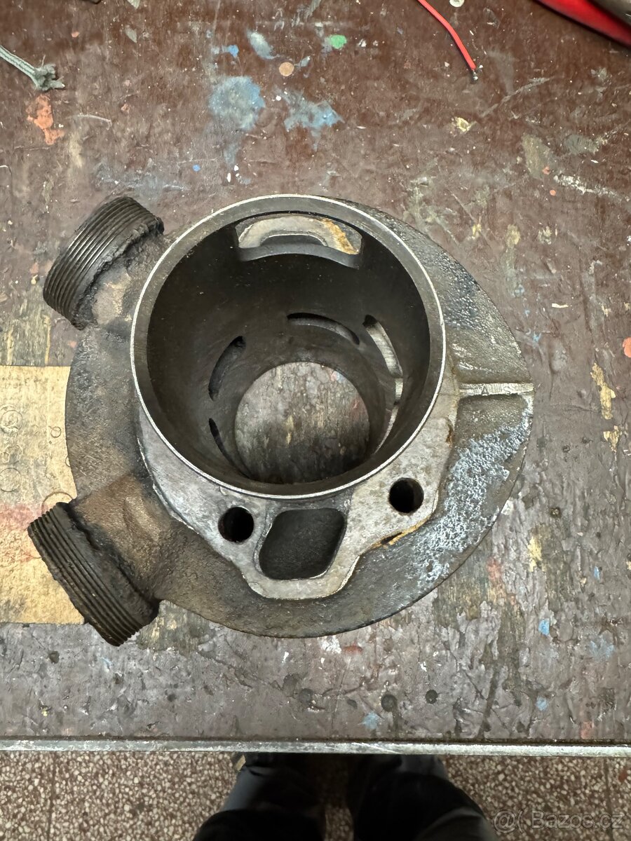 Jawa 250 pérák válce a hlavy - 5