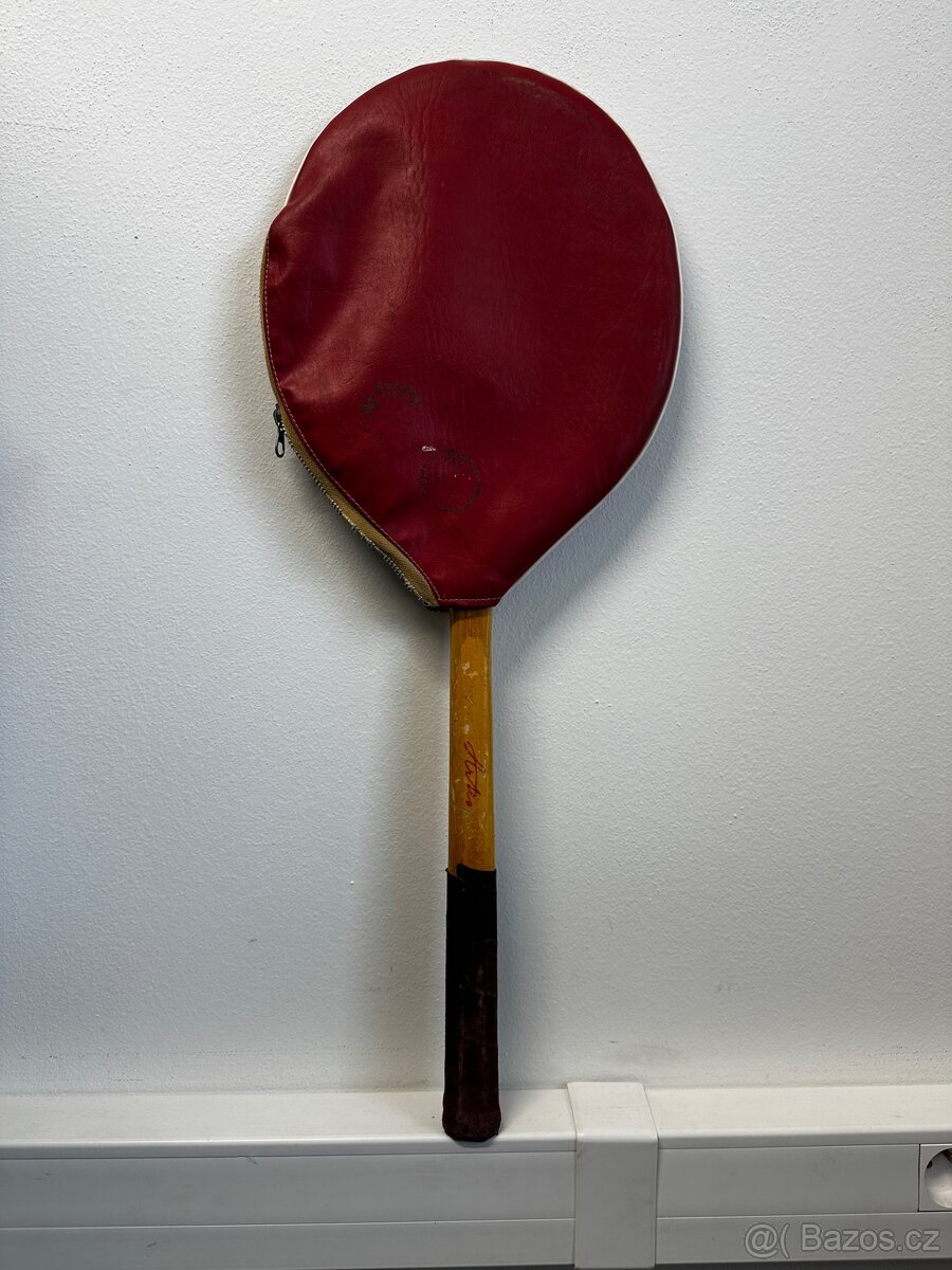 Retro tenisová pálka - 5
