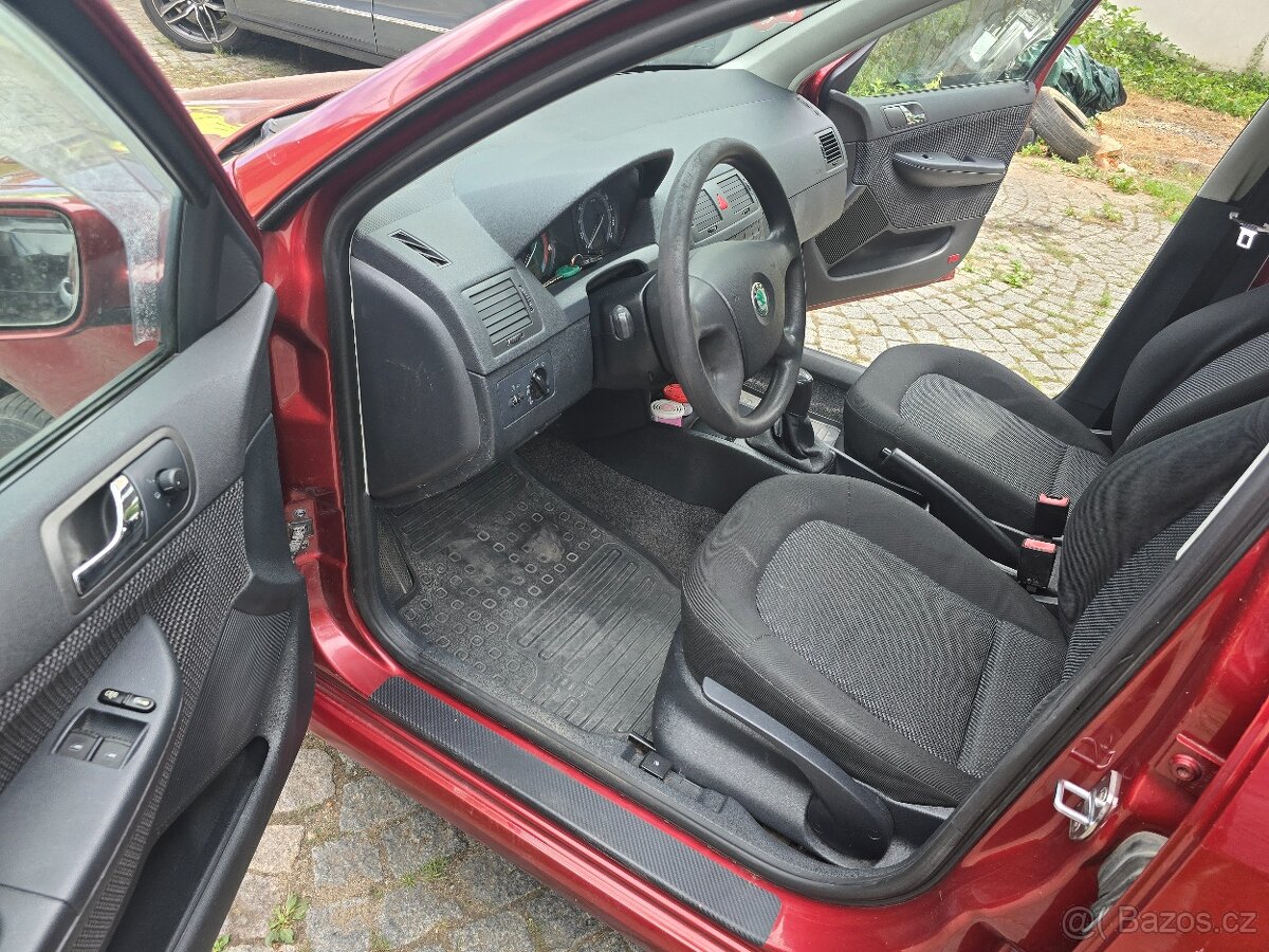 Prodej: Škoda Fabia sedan 2004, tažné. - 5