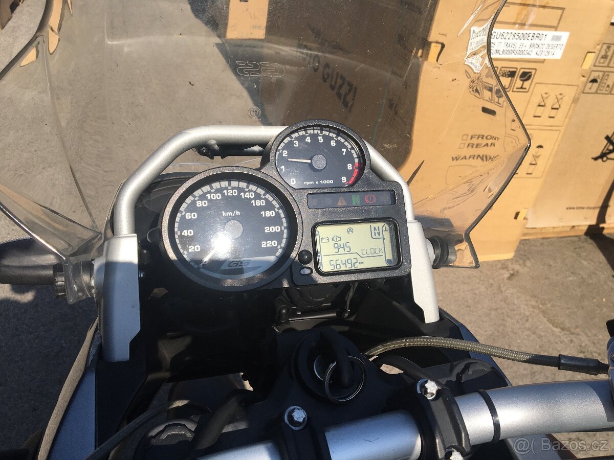 BMW R 1200 GS,Servisní knížka