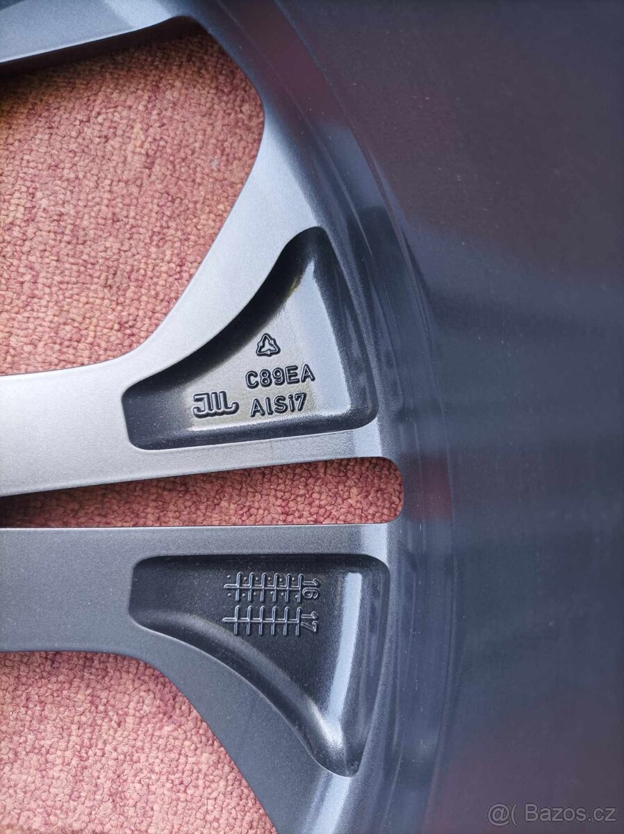 Originál nejetý disk Jaguar E/F-Pace 8Jx21 1ks - 5