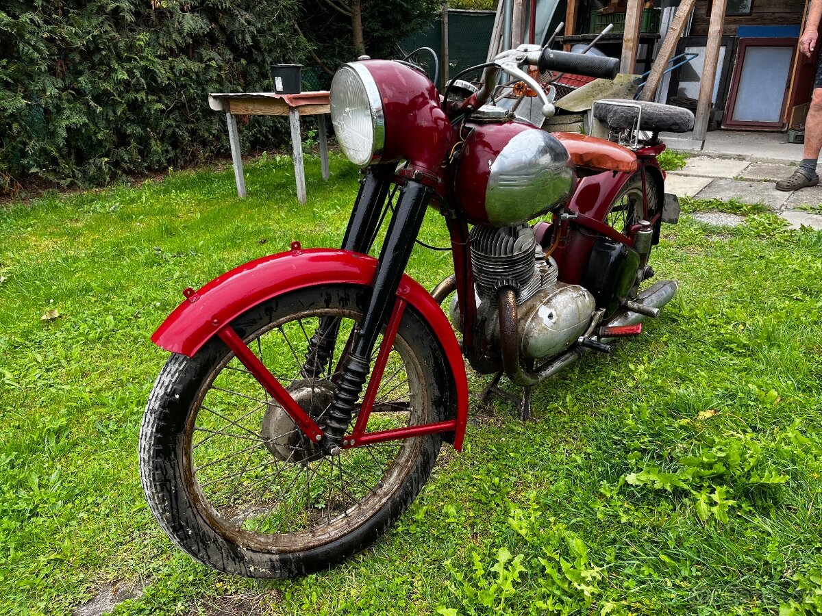 Jawa 250 Pérák - 5