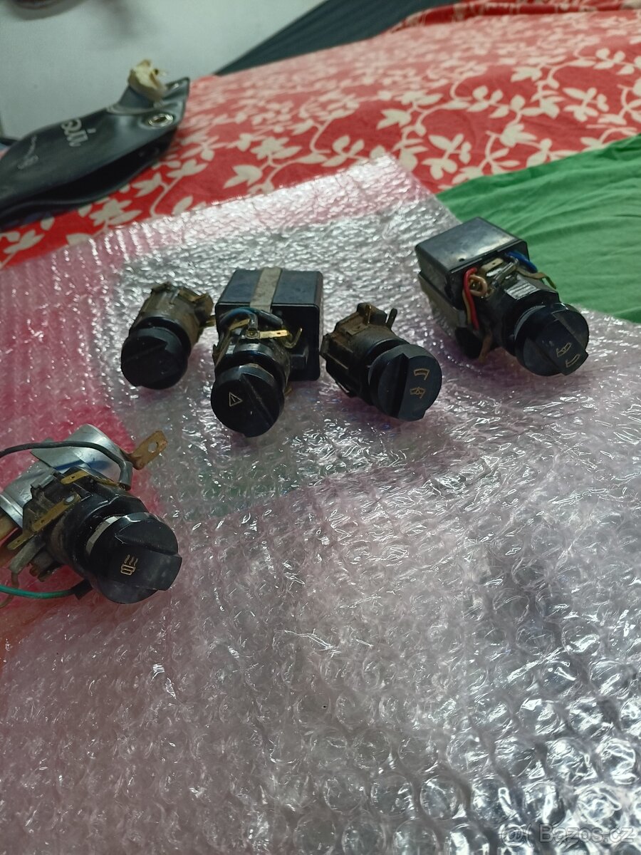 Prodam dily na skody 100 1000 atd - 5