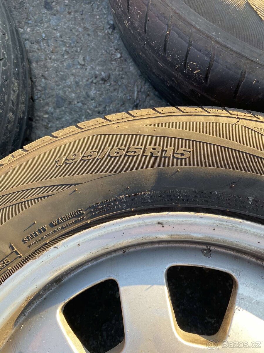 Alu kola 5x112r15 Audi original z letní pneu 195/65r15 - 5