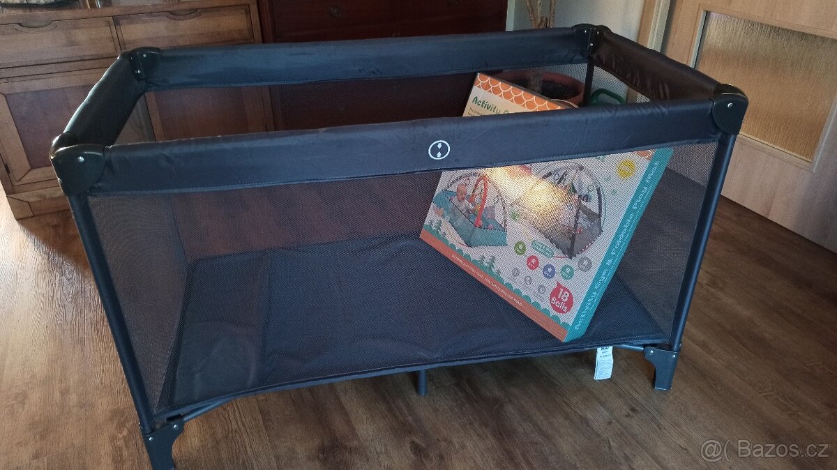 Trojkombinace, vajíčko a cestovní postýlka. - 5