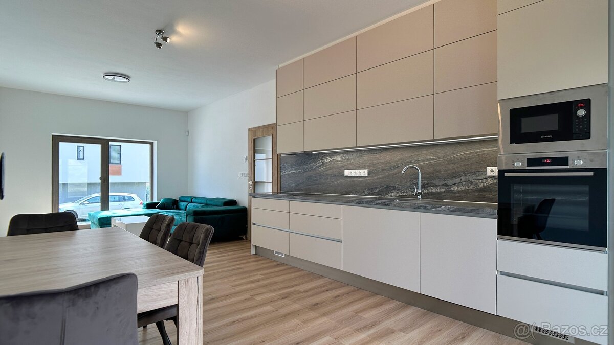 Pronájem rodinného domu 210 m² - Kunštát, ev.č. 00074 - 5