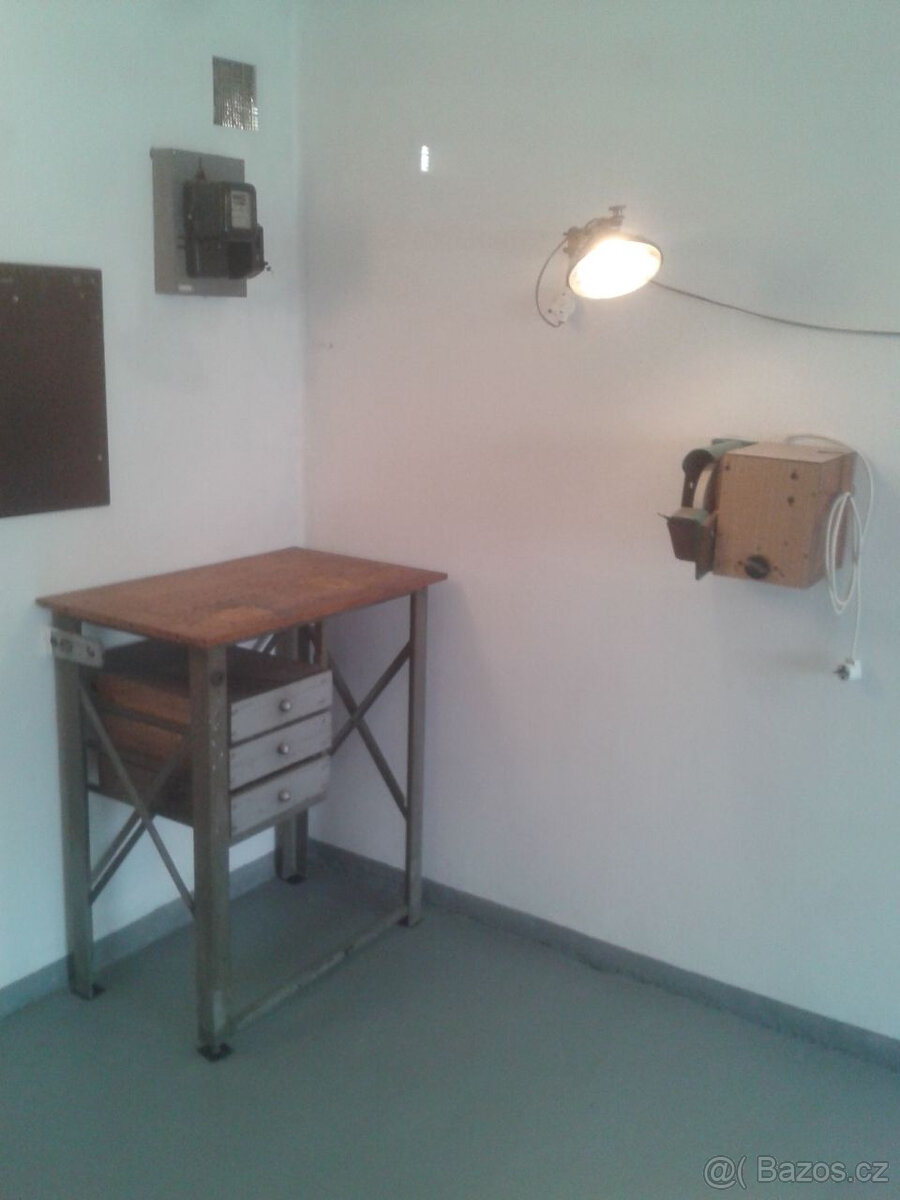 Garáž k pronájmu – Plzeň Doubravka - 5