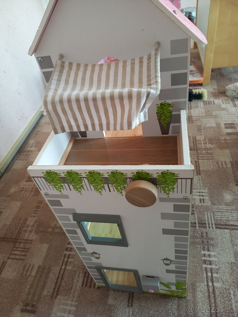 Dětský domeček pro panenky - 5