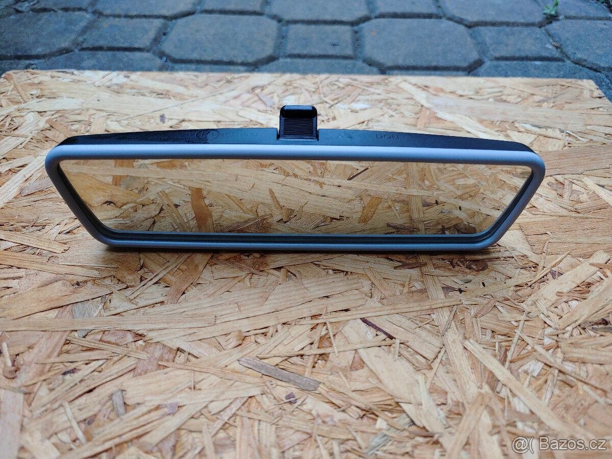 škoda Octávia II-střed.tunel,zrcátko,náh.díly - 5