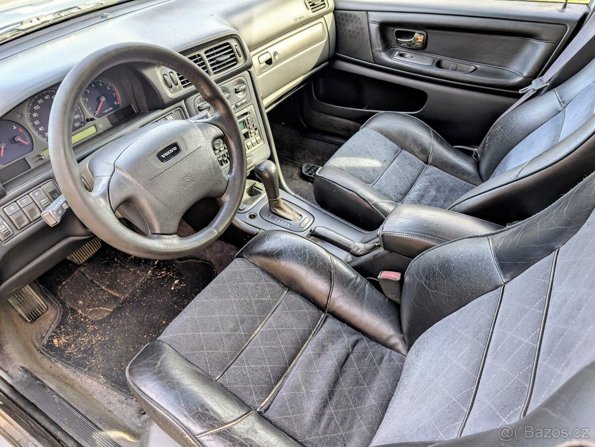 Volvo V70R - 5