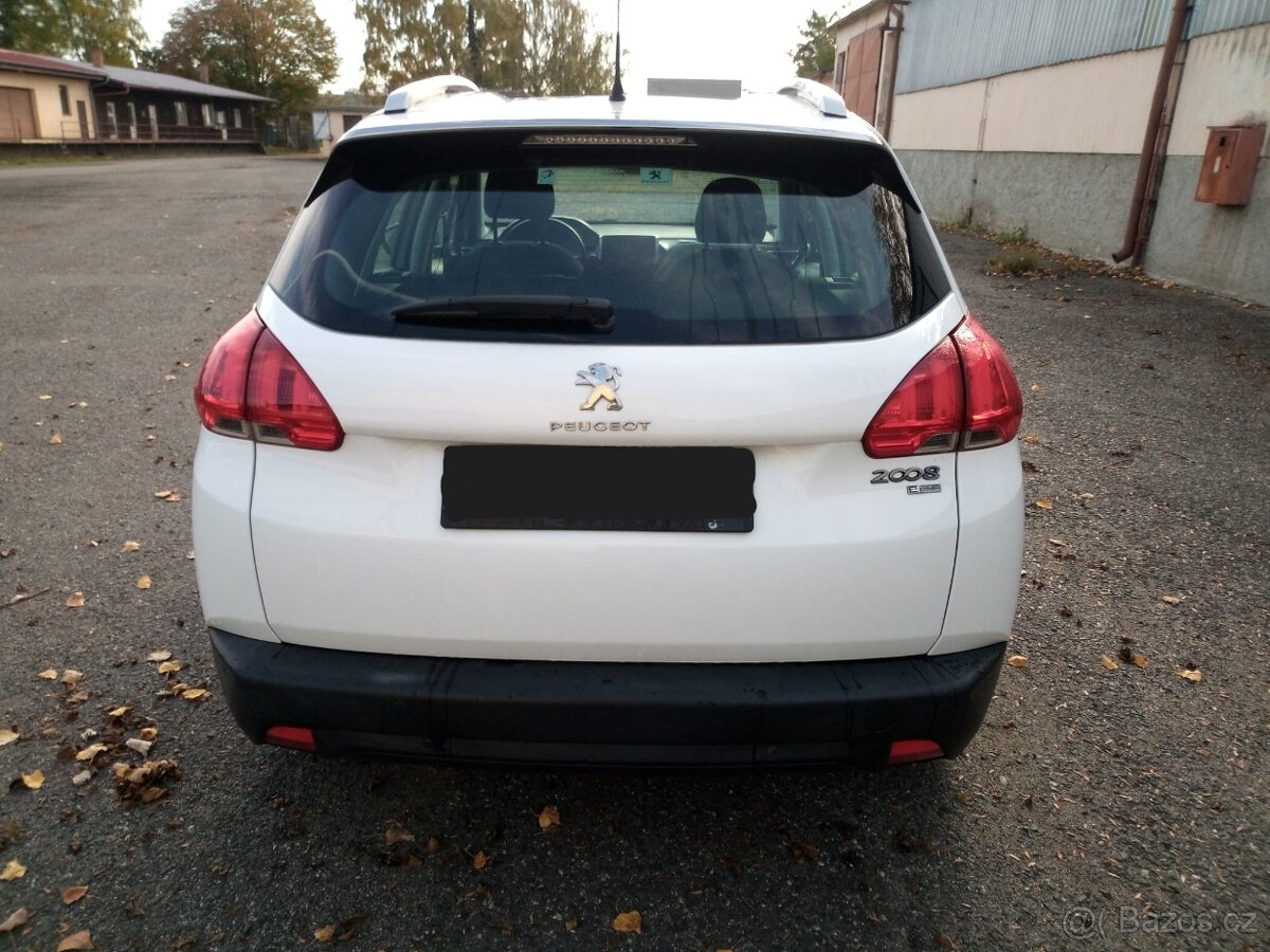 Peugeot 2008 - 5