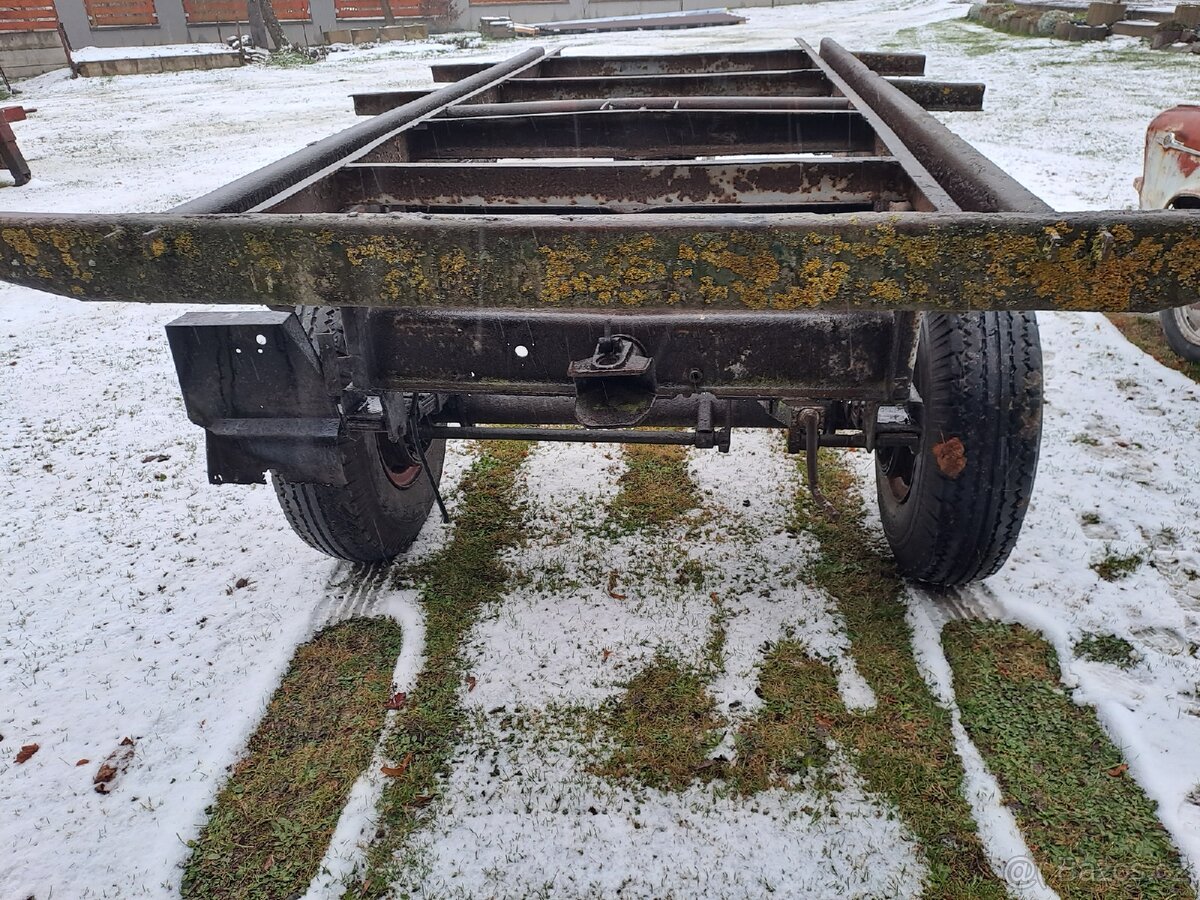 Sklápěcí Kára 3t brzděna náprava. - 5