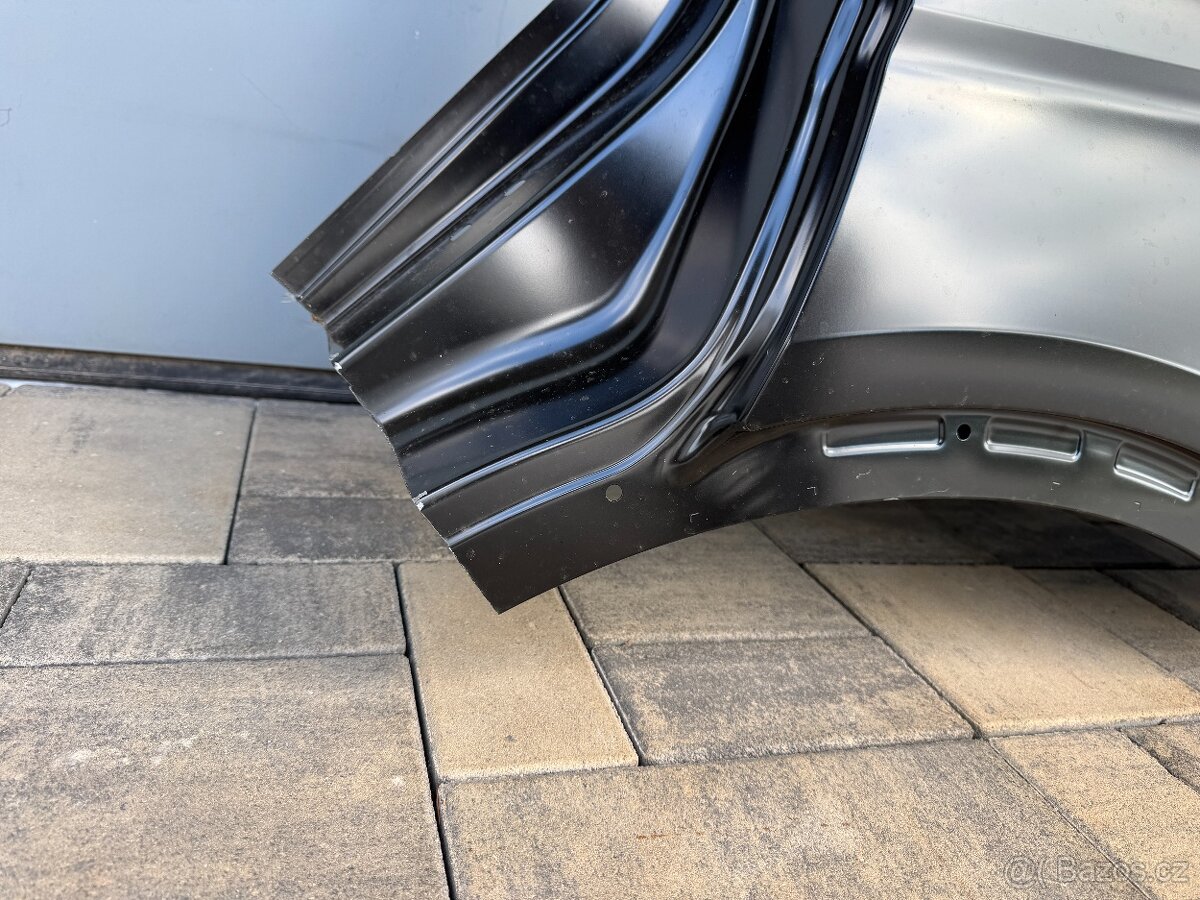 levý zadní blatník BMW X7 G07 - 5