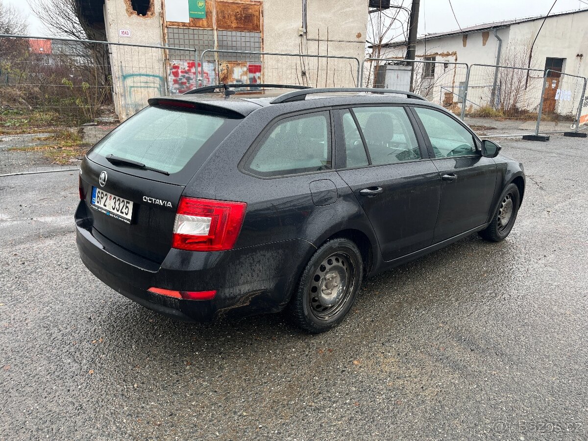 Škoda Octavia 2.0tdi 110kw manuál alu + zimní po servisu - 5
