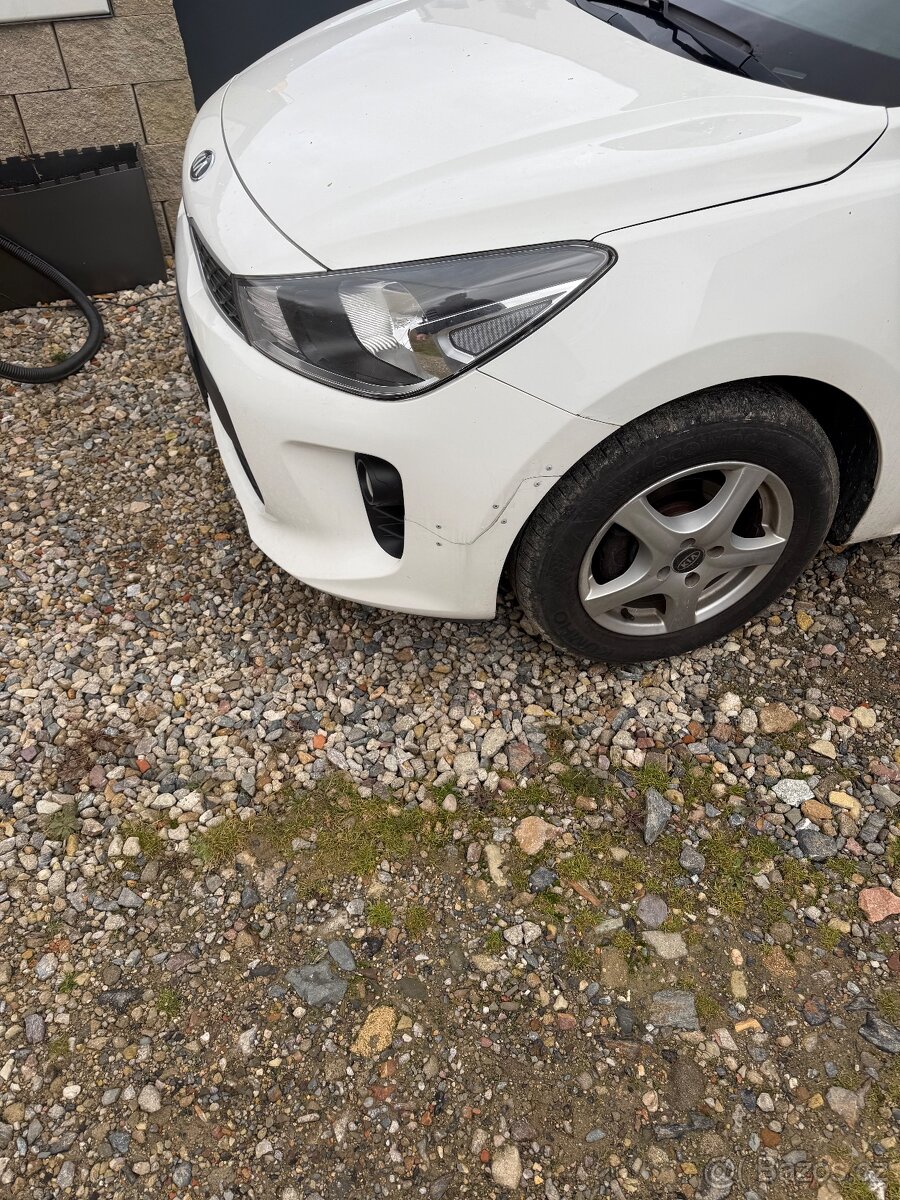 Kia rio IV,1.25,62 kw,2017 - 5