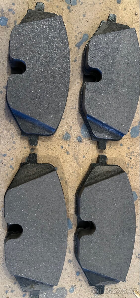 Brzdové destičky Brembo P 85 182 - 5