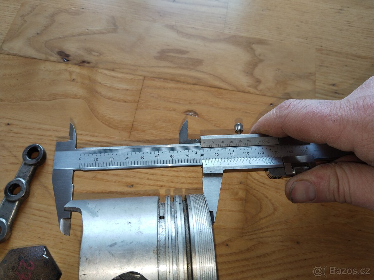 Nový píst, pr. 82.55 - 5