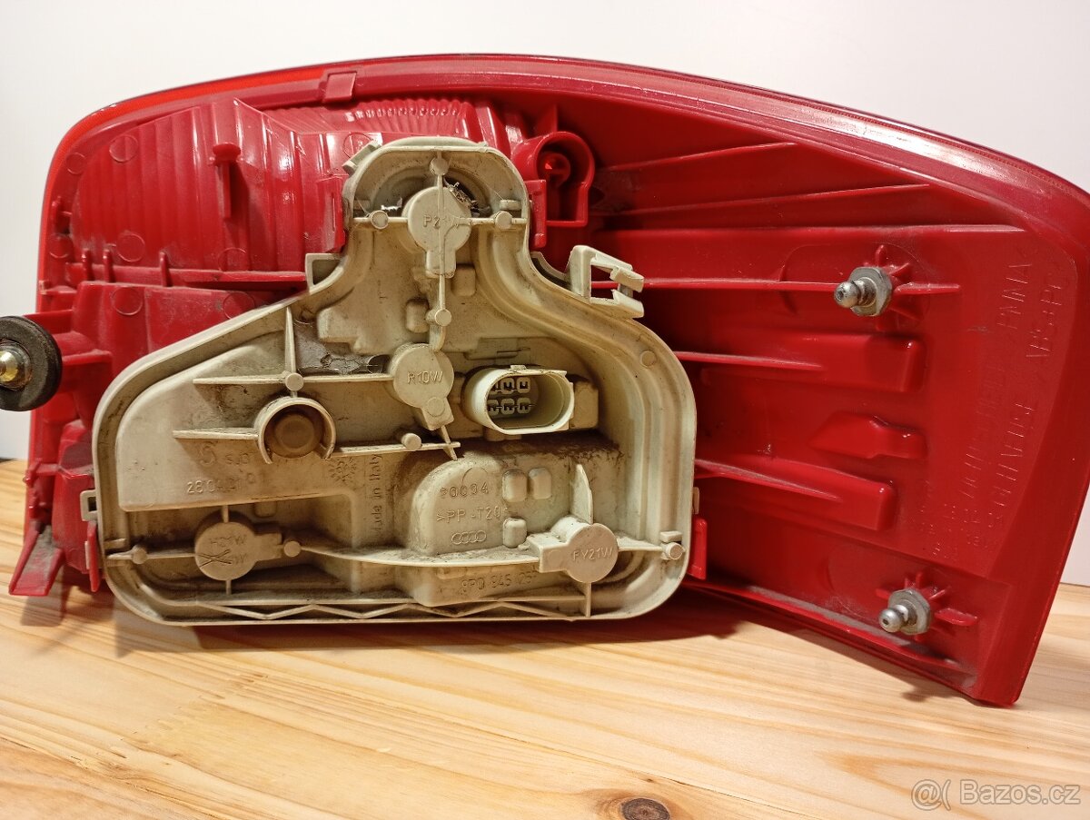 LZ lampa Audi A3 (2003-08) - 5