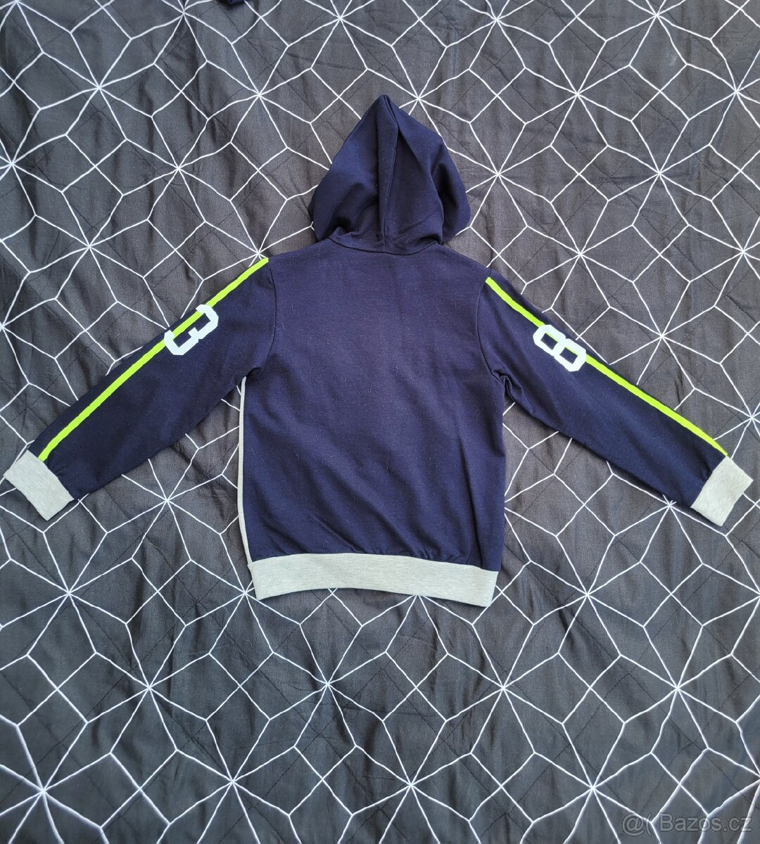 Chlapecká tepláková souprava - 5